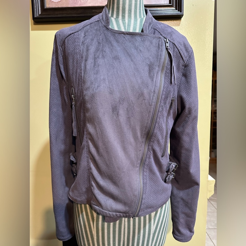 Democracy Double Zip Closure Size: Small